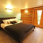 Feriehus Fuer 10 Personen In Chaonix-mont-blanc- Franzoesische Alpen - Savoyer Alpen By Interhome Chamonix